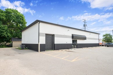 Muskegon River Commercial For Sale in Big Rapids Michigan