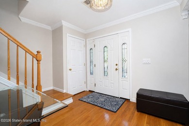 Welcome to 975 Lamont Avenue! Beautifully maintained legal - photo 4