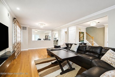 Welcome to 975 Lamont Avenue! Beautifully maintained legal - photo 6