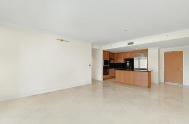 Perched on the 13th floor of the coveted Renaissance, Residence - photo 6
