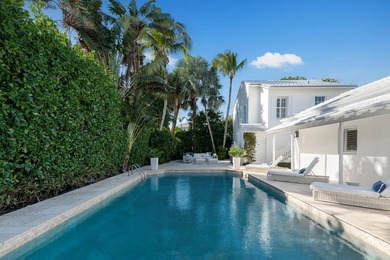 Set on a corner lot along South Flagler Drive, this West Palm - photo 21