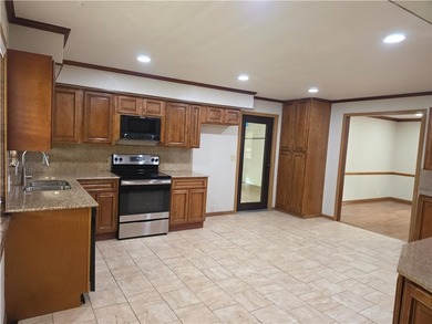 MOTIVATED SELLER! $20,000 PRICE IMPROVEMENT! Owner Financing - photo 22