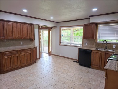 MOTIVATED SELLER! $20,000 PRICE IMPROVEMENT! Owner Financing - photo 23