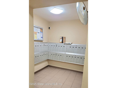 THIS 4TH FLOOR 1 BEDROOM SPACIOUS UNIT LOCATED IN WELL - photo 6