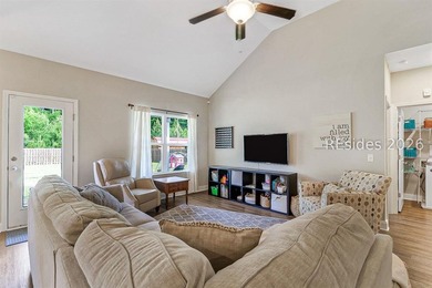 Enjoy this single level, 3BR/2BA open floor plan home on almost - photo 8