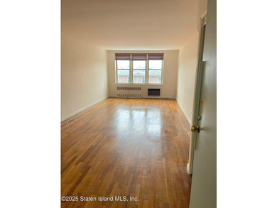 THIS 4TH FLOOR 1 BEDROOM SPACIOUS UNIT LOCATED IN WELL - photo 9