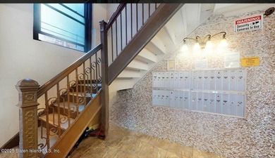 PRIME OCEAN PARKWAY LOCATION, JUST A FEW MINUTES FROM THE BEACH - photo 5