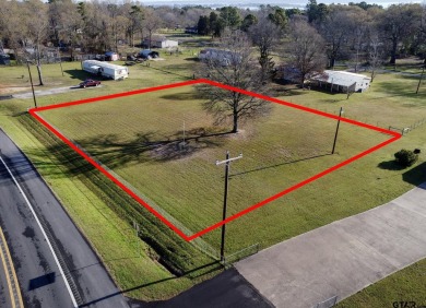 Beautiful Residential square lot that is .773 acres and is - Lake Lot For Sale in Chandler, Texas