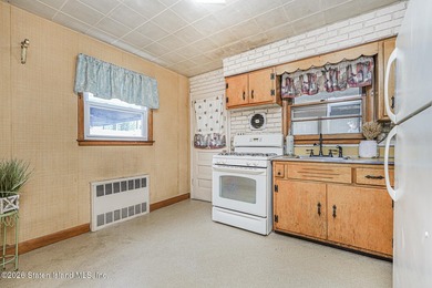 This charming fully detached Cape-style home offers a rare - photo 9