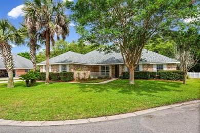 Welcome home to the winning combination of warmth, style, and - photo 2