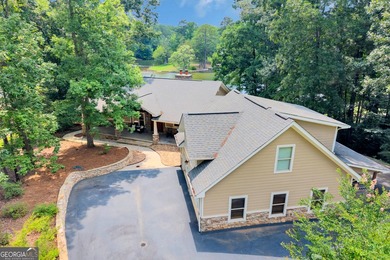 4Bedroom Lakefront Home with rustic charm & modern finishes. - photo 3