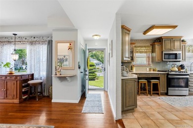 Enjoy one-level living in this beautiful Sayville Ranch - photo 11
