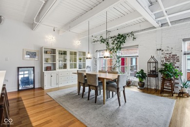 Enjoy stunning city views from this 5th-floor condo in the