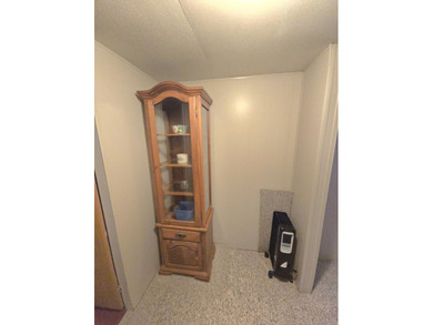 BACK ON THE MARKET!! Charming 2 bedroom 1 full bath home, fenced - photo 25