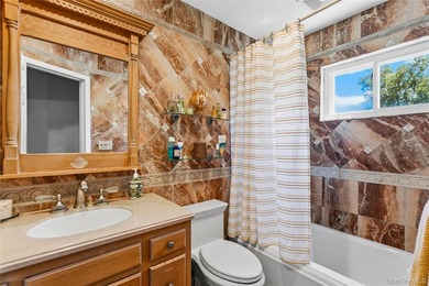 Enjoy one-level living in this beautiful Sayville Ranch - photo 31