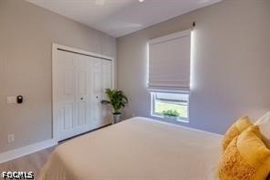 This amazing property located at the Britannia Lake is just - photo 38