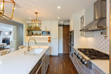 Located In The Exclusive Section of East Rockaway in the - photo 9