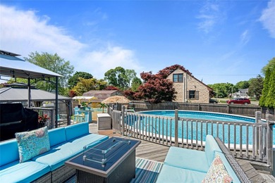 Enjoy one-level living in this beautiful Sayville Ranch - photo 48