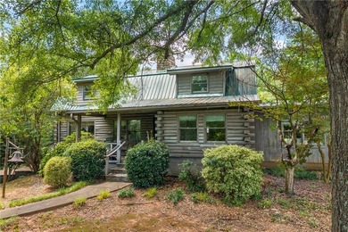 Escape to the beauty and tranquility of country living with this - photo 1