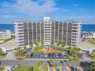 Welcome to your oceanfront oasis, where every sunrise is - photo 1