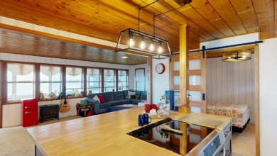 TIMLESS LAKE CHARM WITH ENDLESS POSSIBILITIES. - photo 9