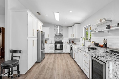Experience a residence where exceptional maintenance meets - photo 15