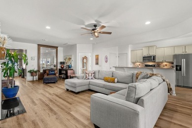 Experience the perfect blend of modern comfort and tranquil - photo 9