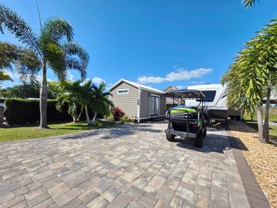 Silver Palms 5-Star RV Resort This magnificent lot is perfectly - photo 5