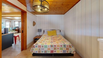 TIMLESS LAKE CHARM WITH ENDLESS POSSIBILITIES. - photo 27
