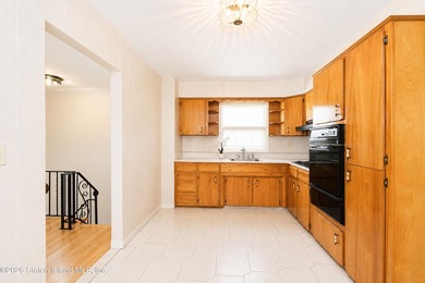Welcome to this beautifully updated raised ranch in the heart of - photo 10
