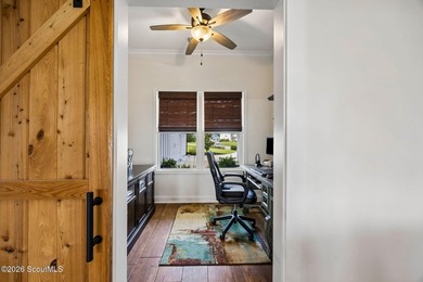 SHOWING LIKE A MODEL HOME, this exceptional custom-built - photo 20