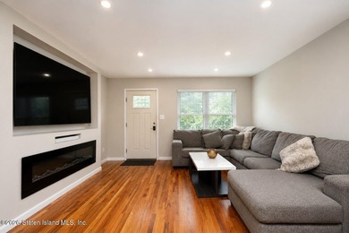 Welcome to 285 Lockman Avenue, a spacious and beautifully - photo 6