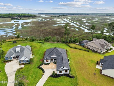 SHOWING LIKE A MODEL HOME, this exceptional custom-built - photo 50