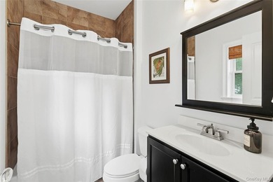 Welcome to the epitome of elegance and comfort at 3470 N Bayview - photo 10