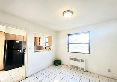 NO INTERVIEW Garden-Style 3 Bedroom Coop for Sale in Kew Garden - photo 10