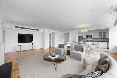 Historic Manhattan House designed by Gordon Bunshaft! - photo 4
