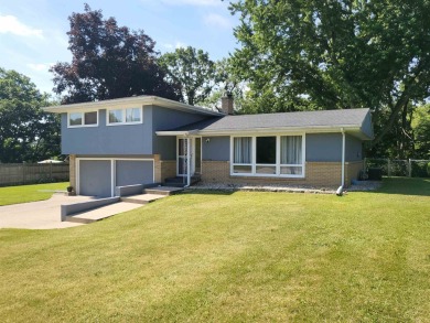 Lake Home For Sale in Rockford, Illinois