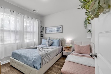 Turnkey Pond-View Townhome in Victory Point | STR-Approved | 3BR - photo 6