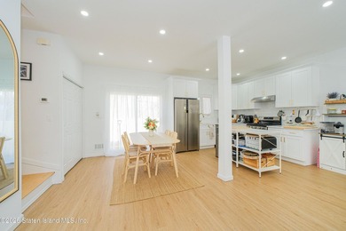 Fully gut-renovated 3 bedroom home in heart of 10309. Features a - photo 6