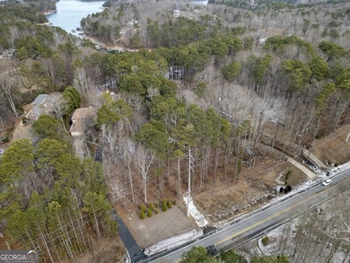 Experience lakefront living with this beautifully renovated home - photo 8