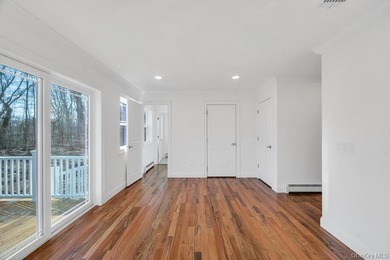 New energy efficient home, 6 bedrooms with 10 ft ceilings in - photo 6