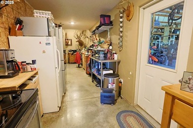 2+ acres of private country living with well and septic. Large - photo 13