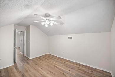 Welcome to this beautiful 4BR/3BA home tucked away on a quiet - photo 30