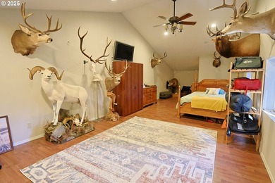 2+ acres of private country living with well and septic. Large - photo 32