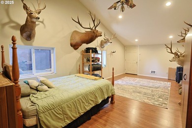 2+ acres of private country living with well and septic. Large - photo 34