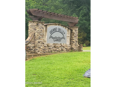 Grand Valley Lake Lot For Sale in Saulsbury Tennessee