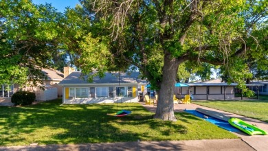 TIMLESS LAKE CHARM WITH ENDLESS POSSIBILITIES. - photo 1