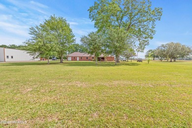 Welcome to country living at its finest in beautiful Breaux - photo 7