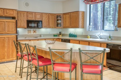 PINETOP COUNTRY CLUB | AN ARCHITECTURAL MASTERPIECE AMONG THE - photo 15