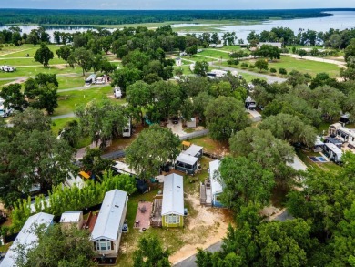 Lake Ocklawaha Condo For Sale in Fort Mccoy Florida
